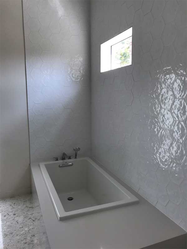 Modern Bathtub Installation Modern Bathtub Installation